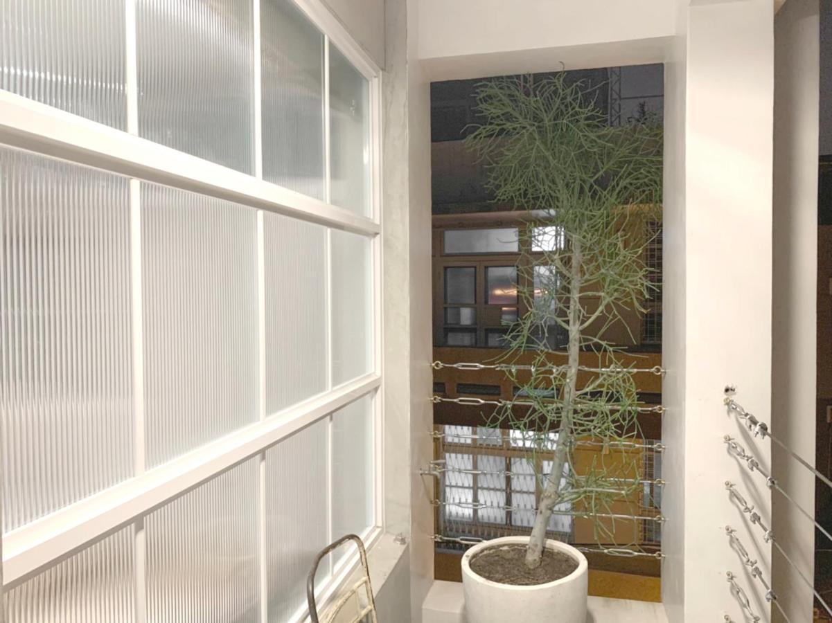 Spring Guest House Тайнан Екстериор снимка