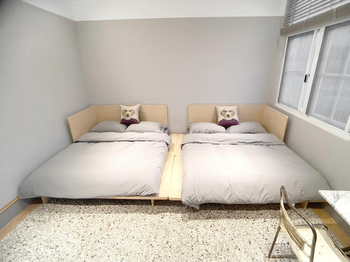 Spring Guest House Тайнан Екстериор снимка