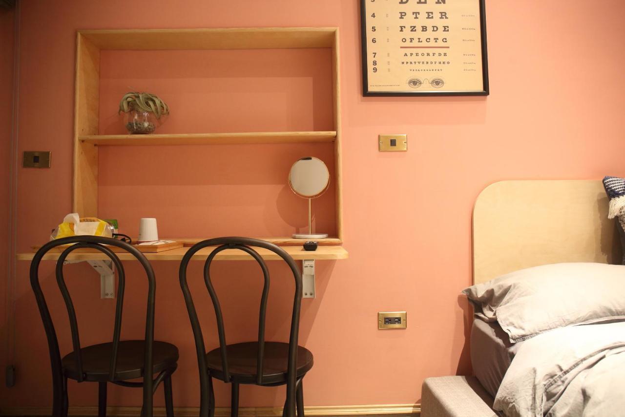 Spring Guest House Тайнан Екстериор снимка