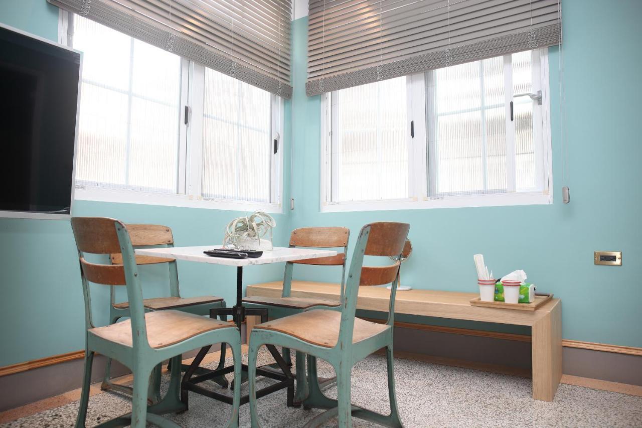 Spring Guest House Тайнан Екстериор снимка